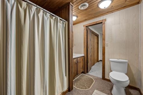 22107 262nd Street Delhi IA 52223