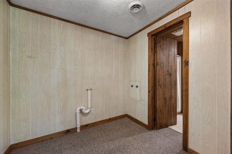 22107 262nd Street Delhi IA 52223