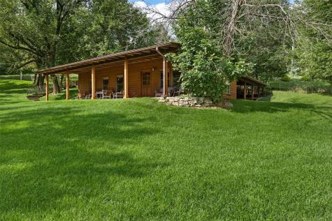 22107 262nd Street Delhi IA 52223