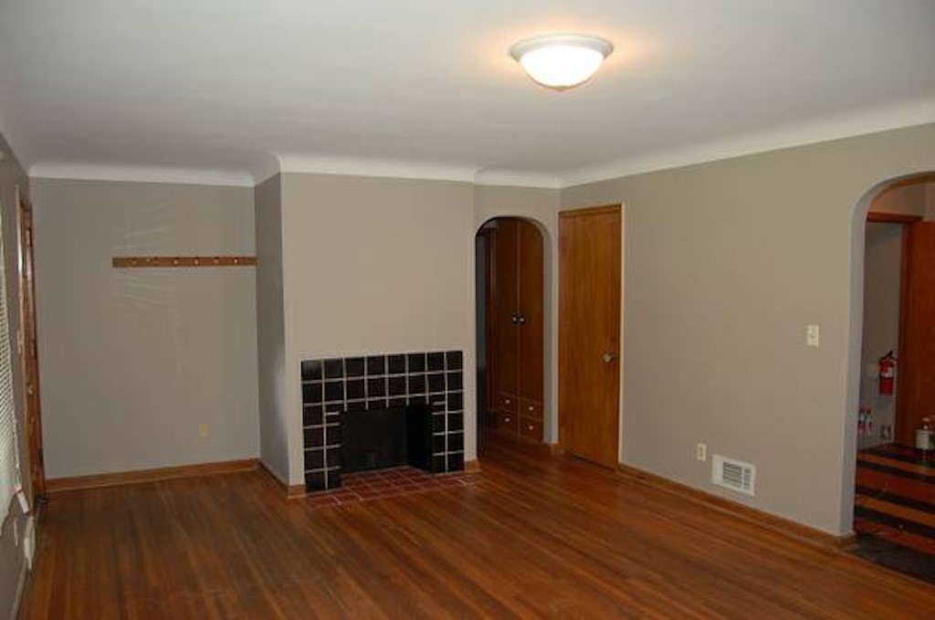 121 S Governor Street Iowa City IA 52240