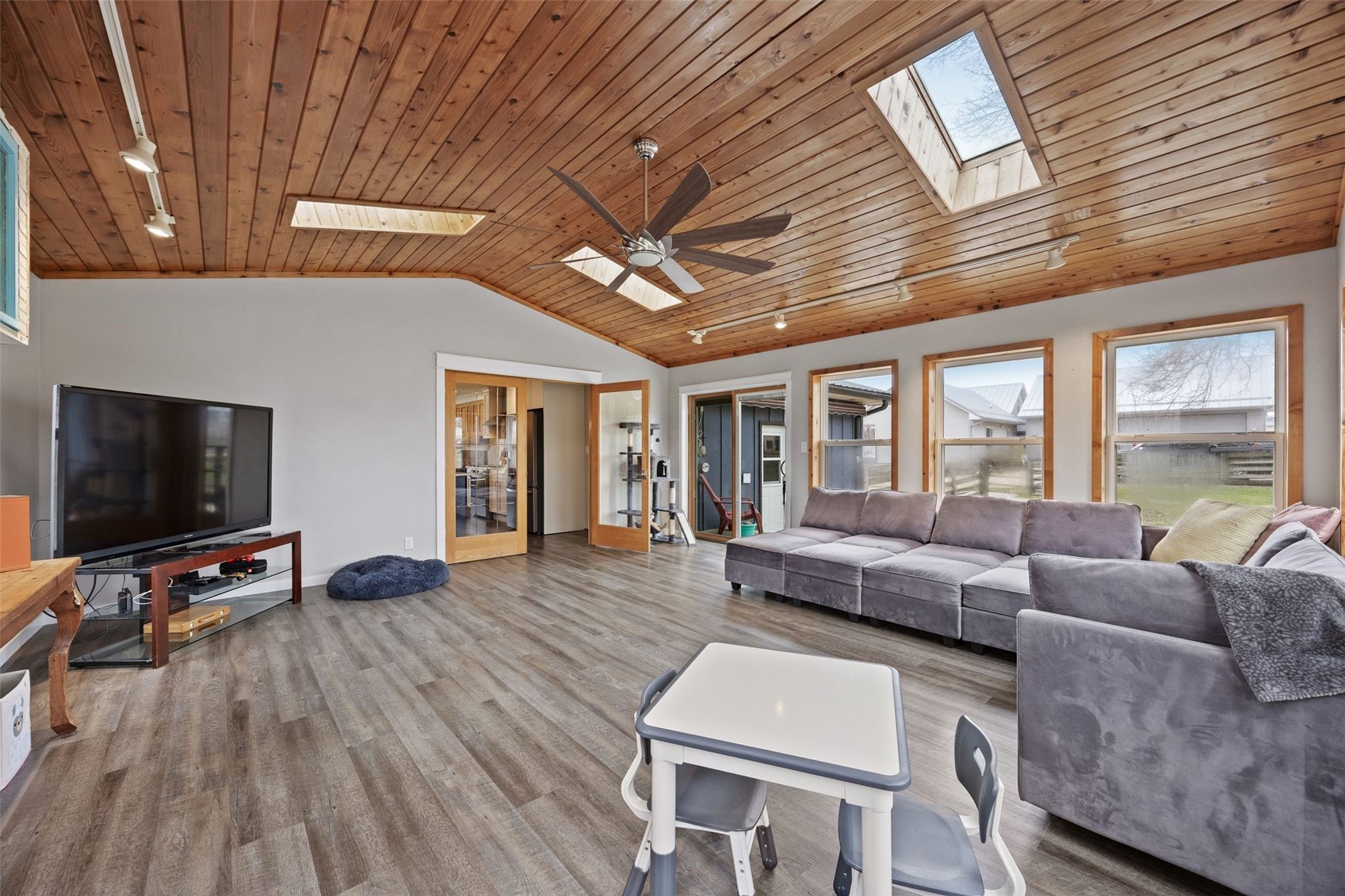 1169 Mill Street NE Swisher IA 52338