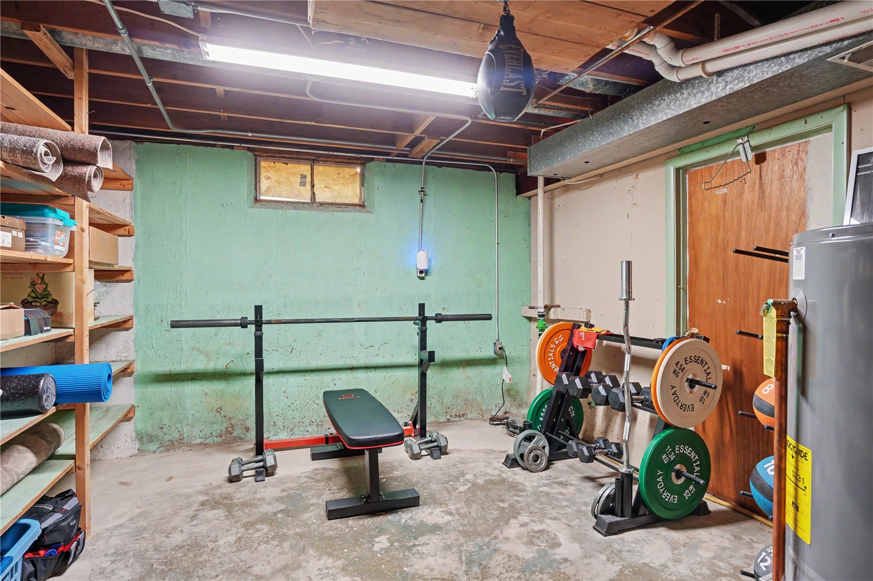 1052 Clifton Street NE Cedar Rapids IA 52402