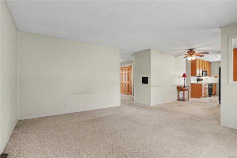1052 Clifton Street NE Cedar Rapids IA 52402
