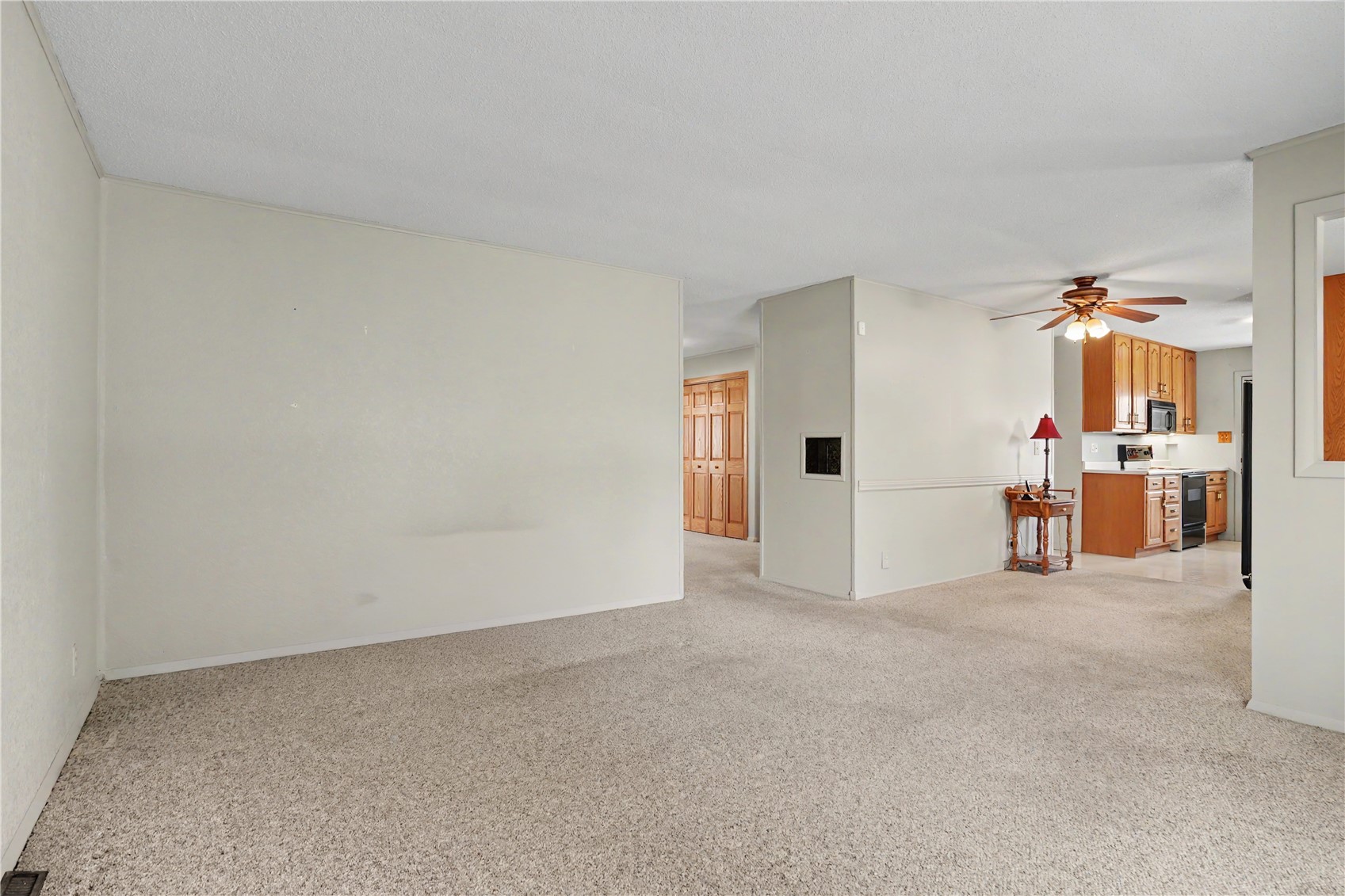 1052 Clifton Street NE Cedar Rapids IA 52402