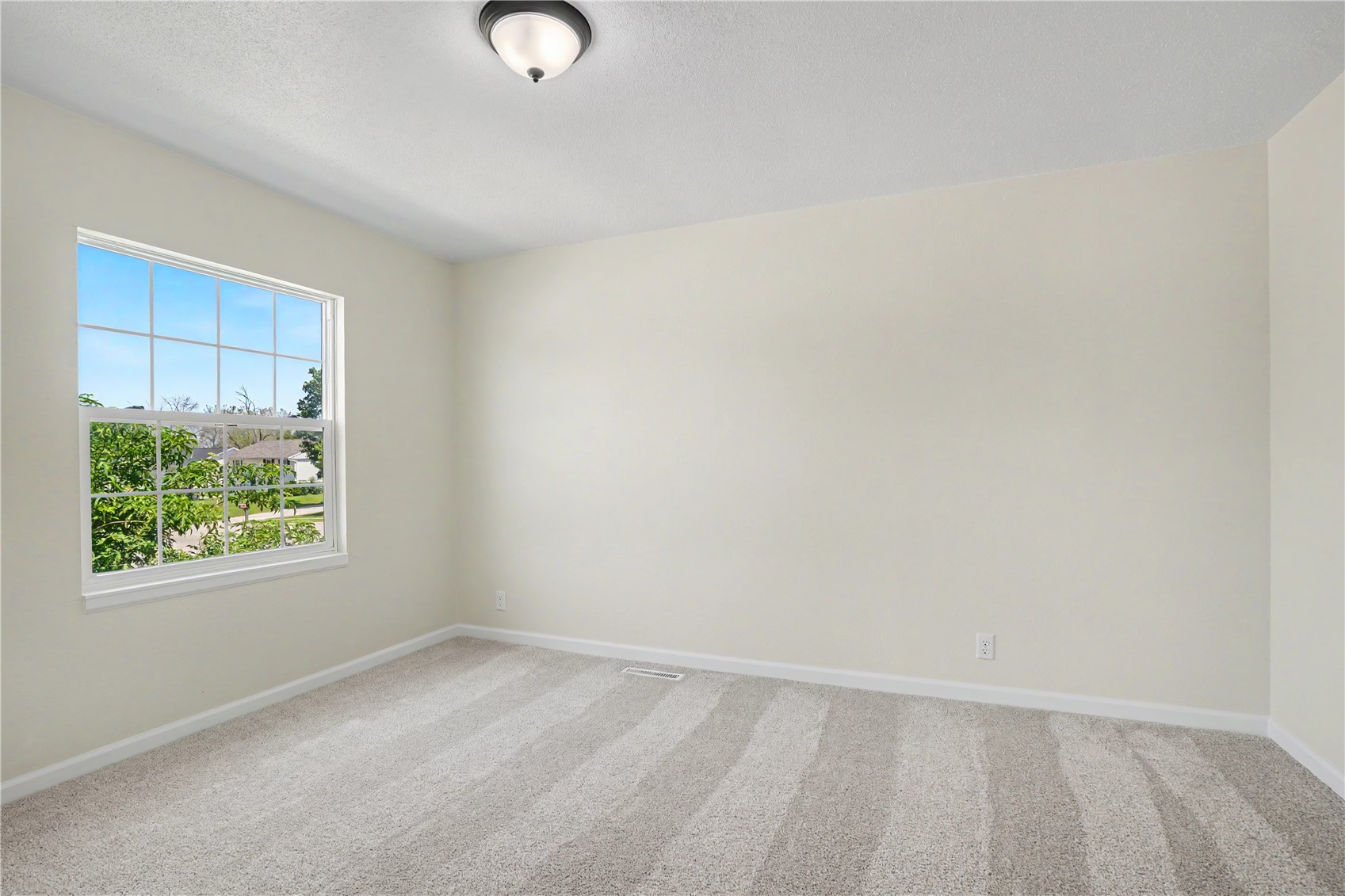 3305 Dunham Drive SW Cedar Rapids IA 52404