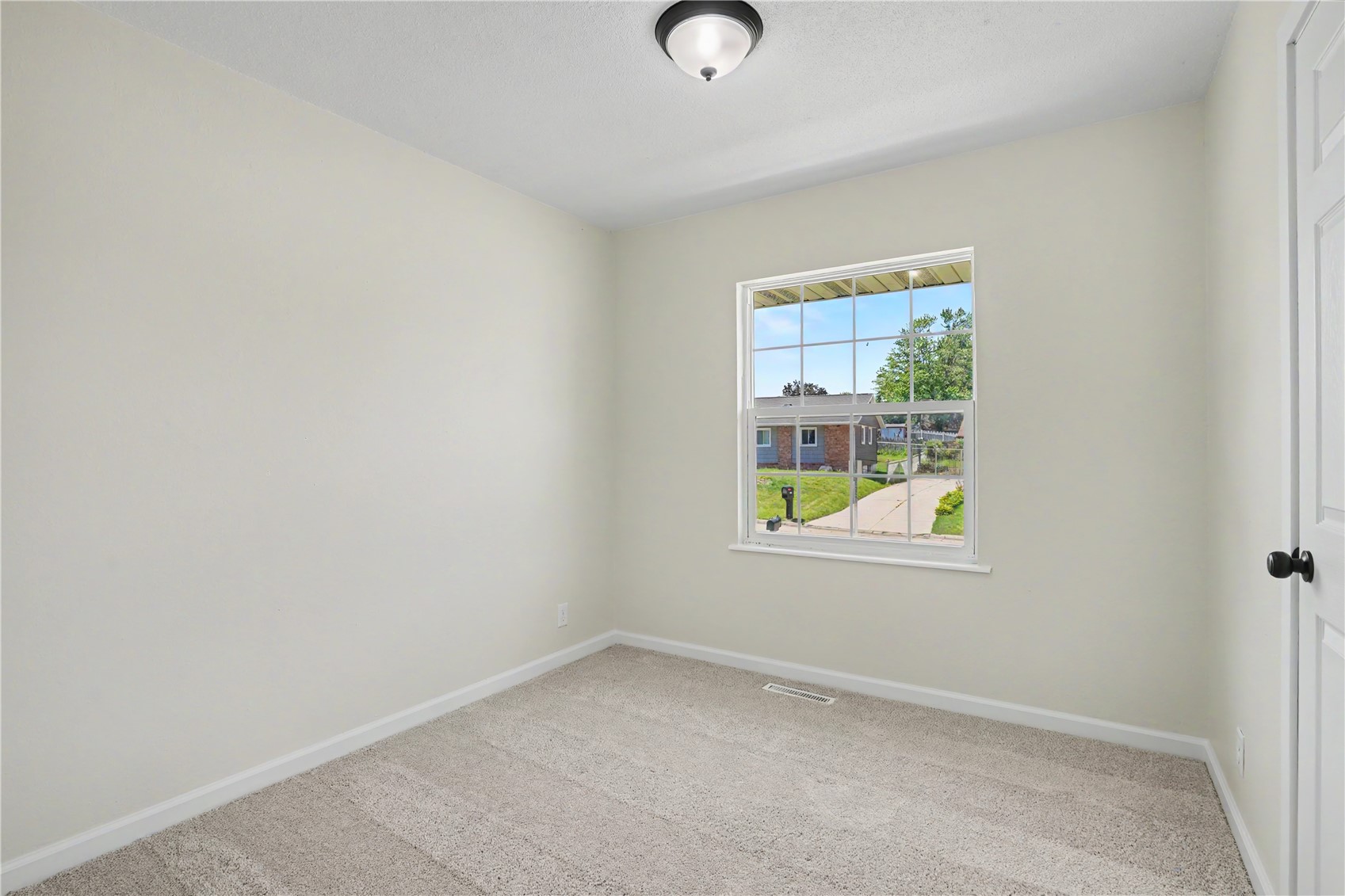 3305 Dunham Drive SW Cedar Rapids IA 52404
