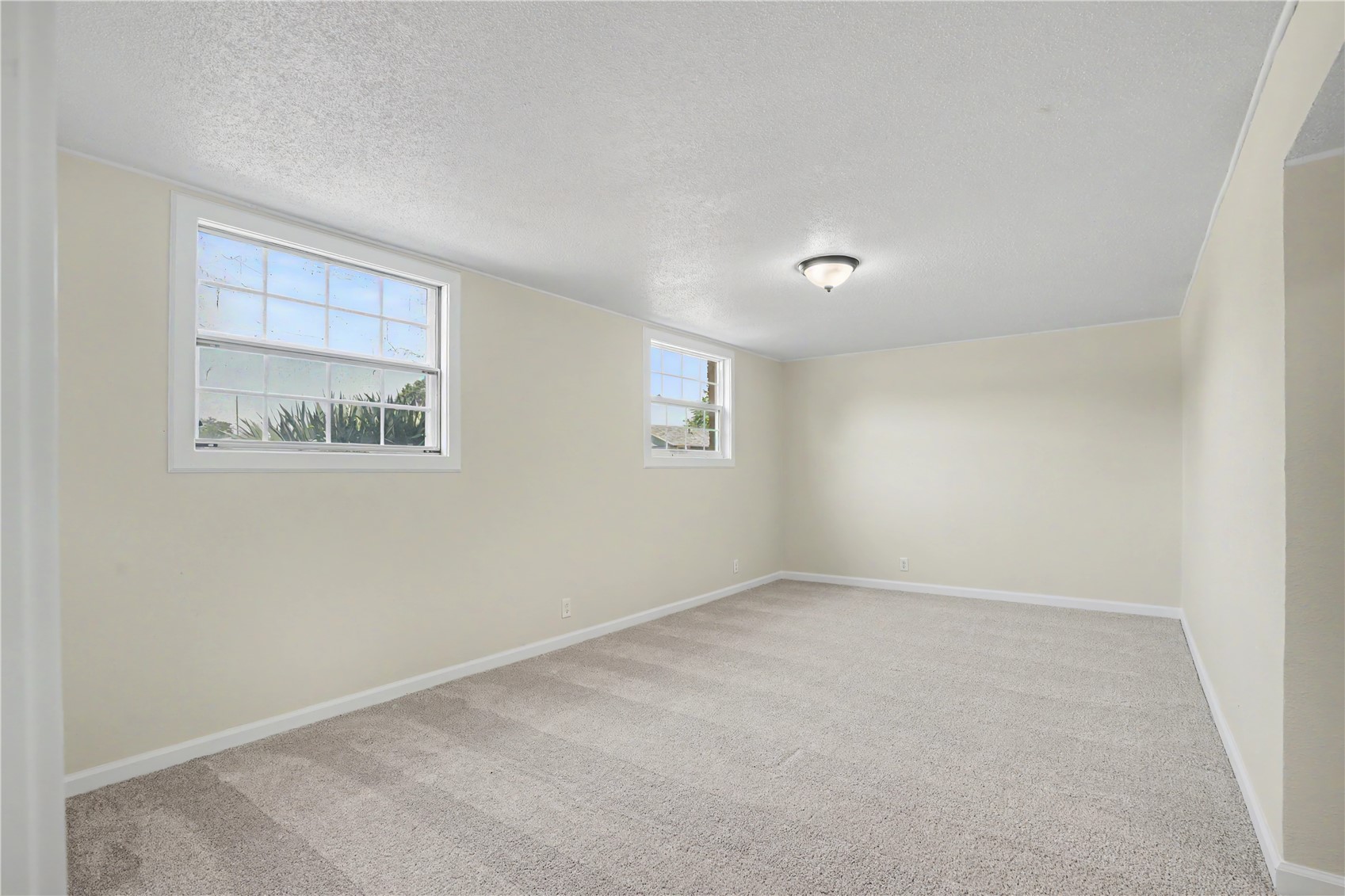 3305 Dunham Drive SW Cedar Rapids IA 52404