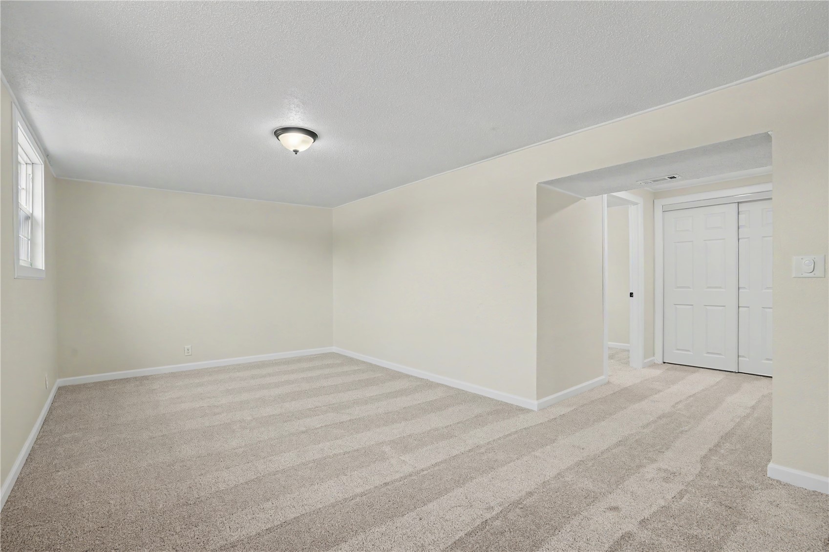 3305 Dunham Drive SW Cedar Rapids IA 52404