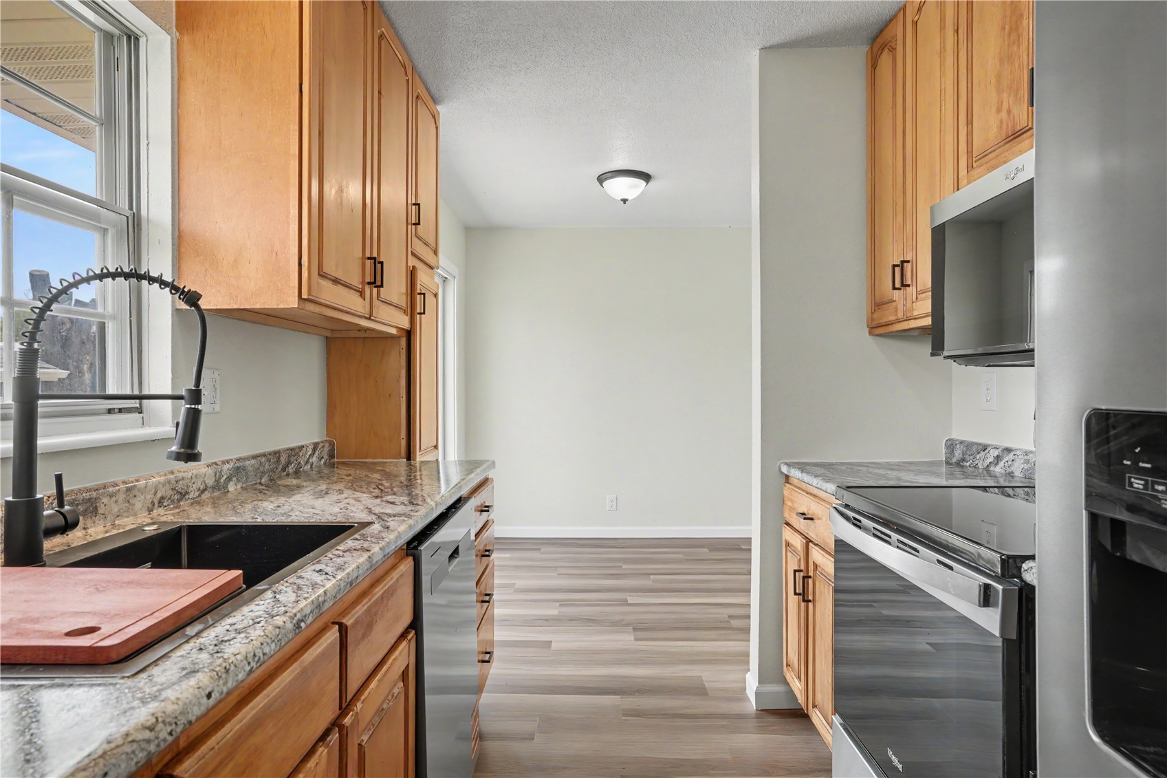 3305 Dunham Drive SW Cedar Rapids IA 52404