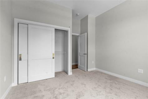 5631 Seminole Valley Trail NE Cedar Rapids IA 52411