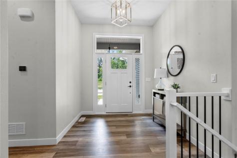 5631 Seminole Valley Trail NE Cedar Rapids IA 52411