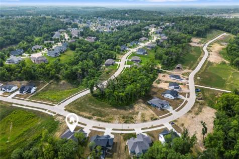 5631 Seminole Valley Trail NE Cedar Rapids IA 52411