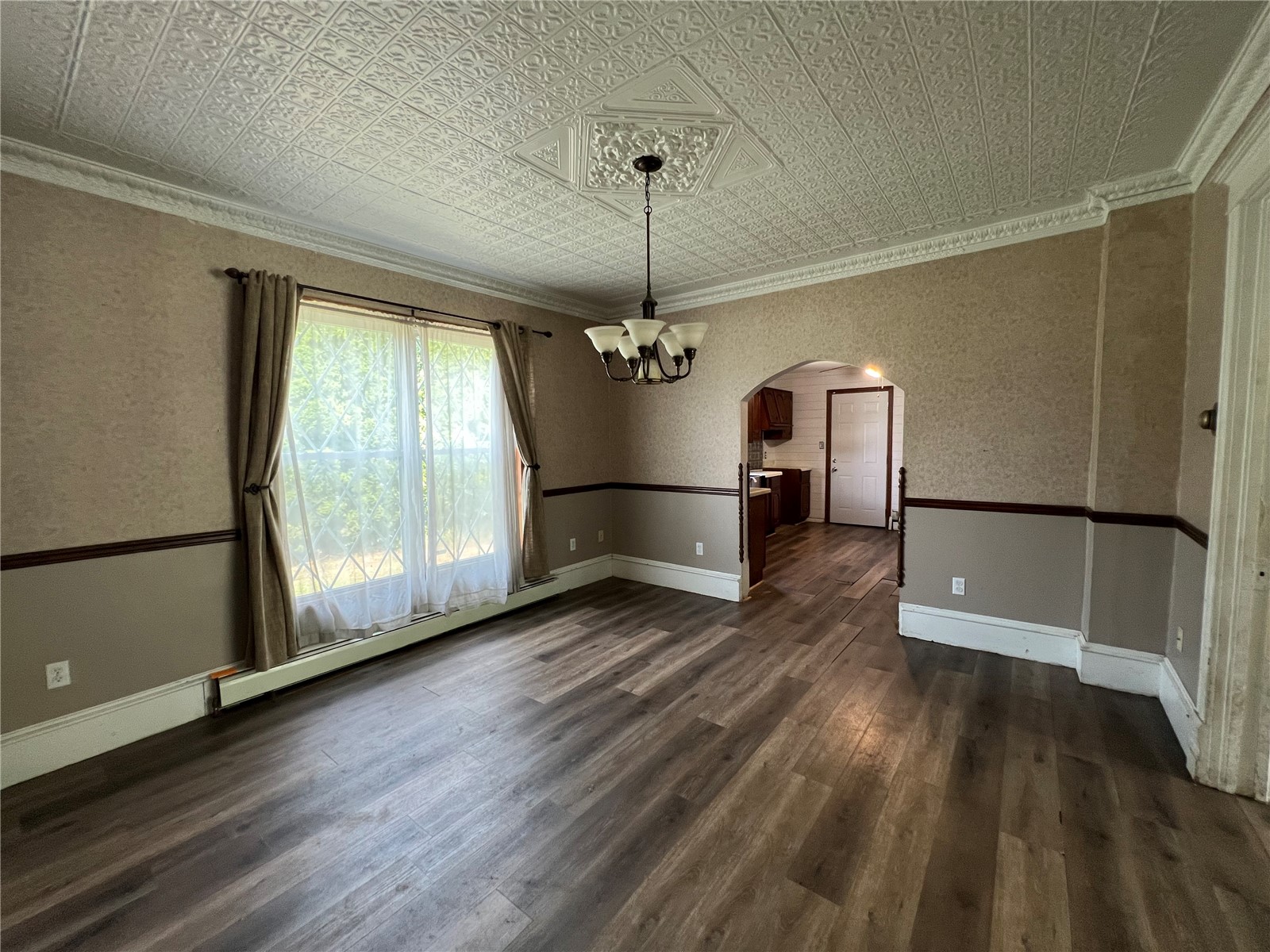218 5th Avenue SE Independence IA 50644