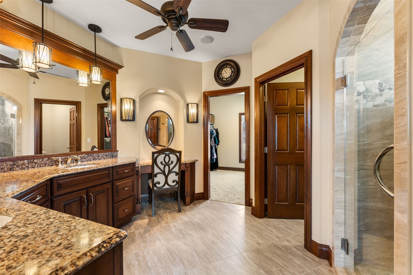 4601 Plumberry Road Ely IA 52227