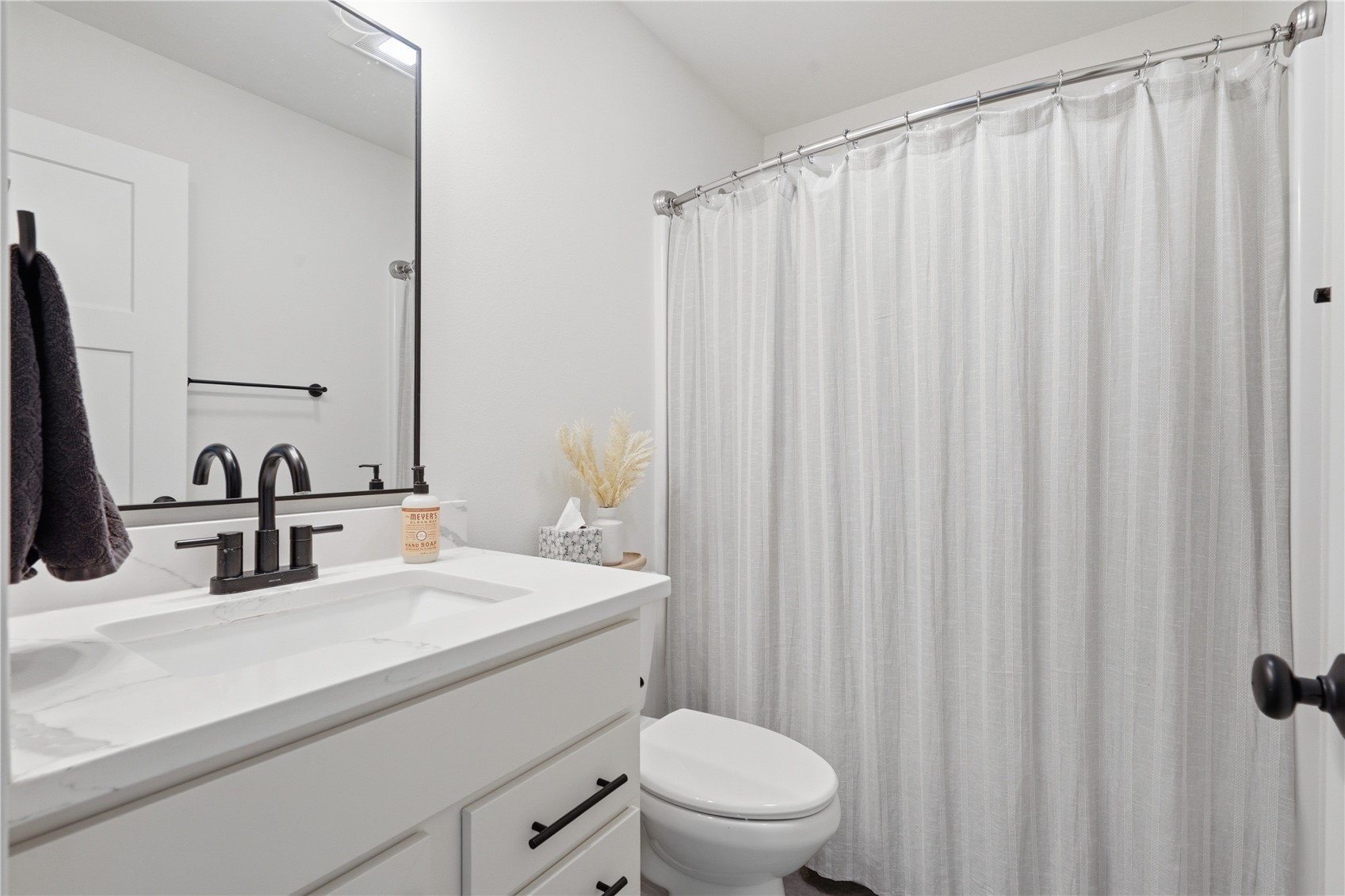 404 Donald Drive Alburnett IA 52202