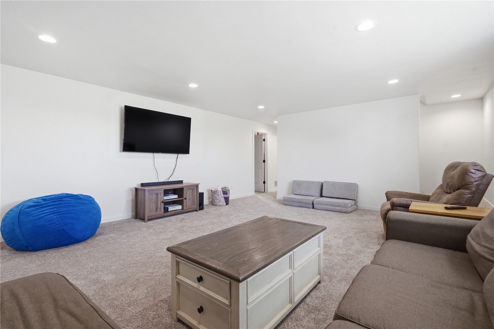 404 Donald Drive Alburnett IA 52202