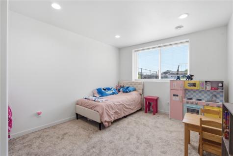 404 Donald Drive Alburnett IA 52202