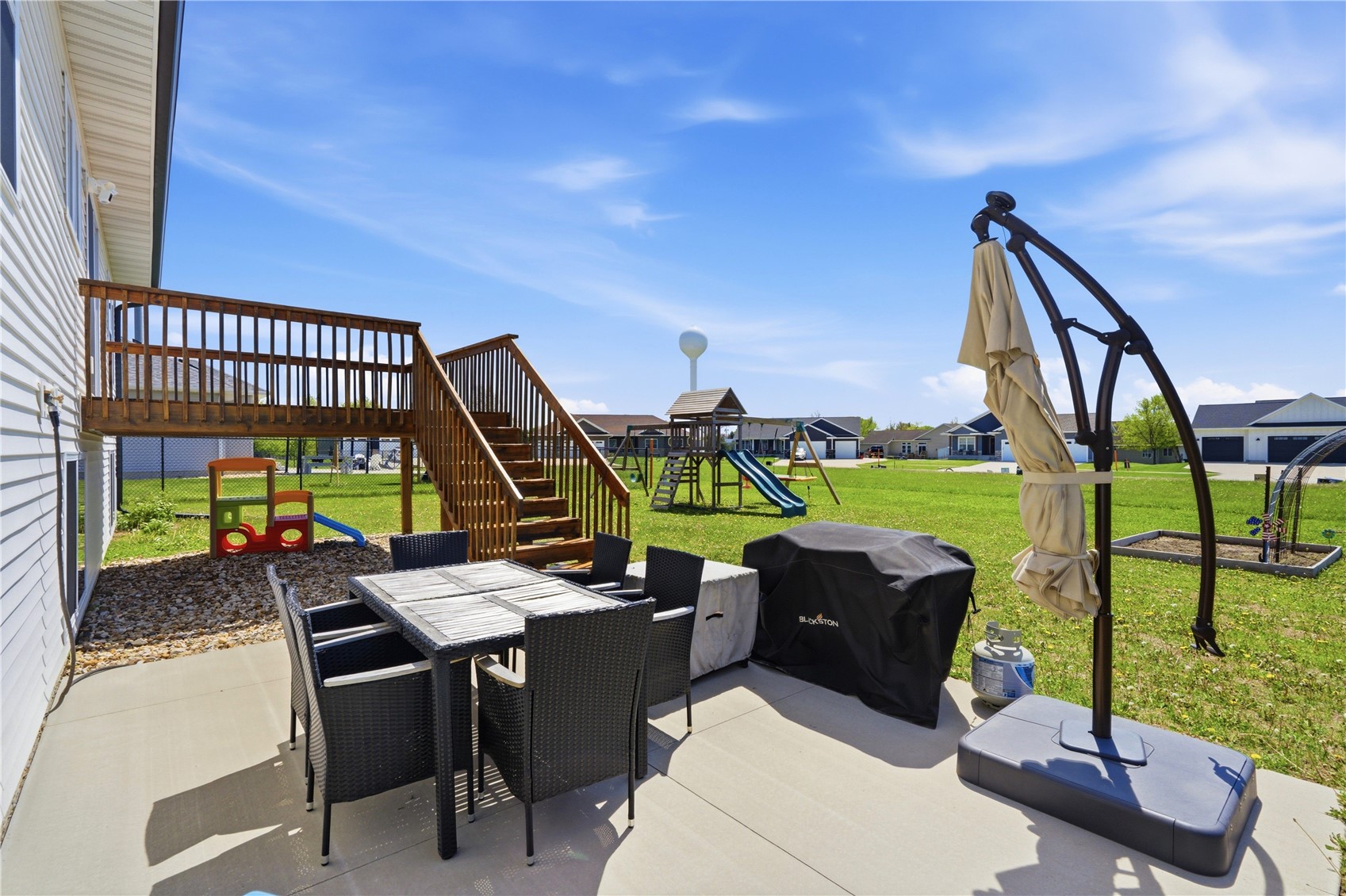 404 Donald Drive Alburnett IA 52202