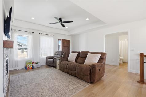 404 Donald Drive Alburnett IA 52202