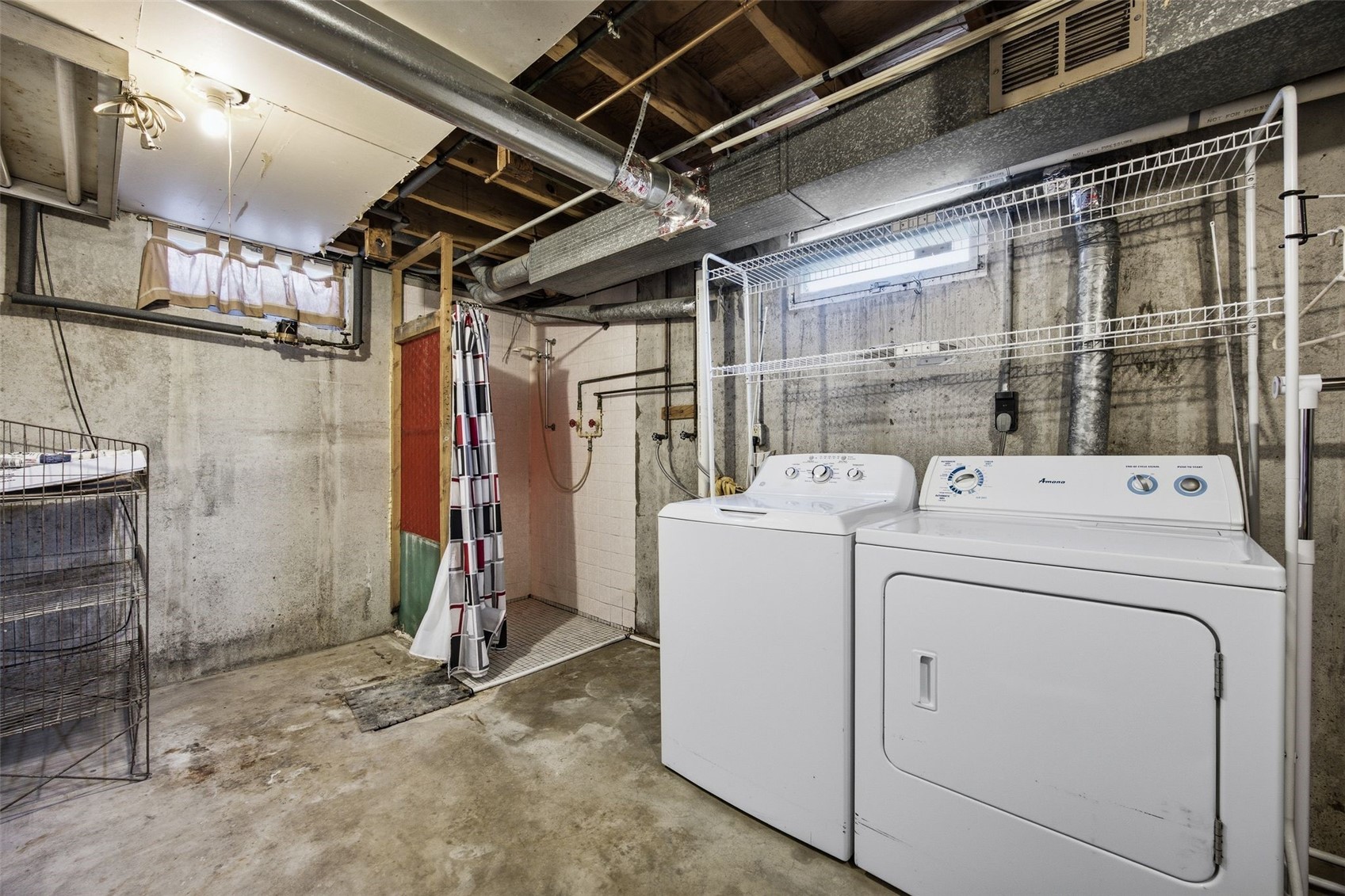 2101 Lauren Drive SW Cedar Rapids IA 52404