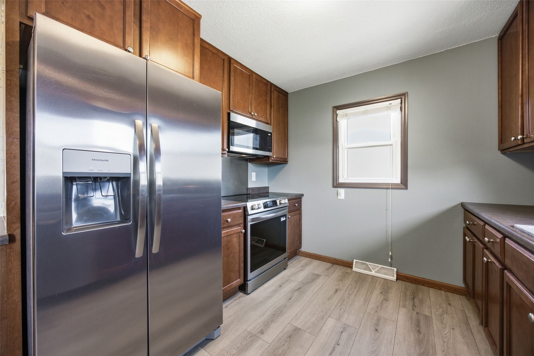 2101 Lauren Drive SW Cedar Rapids IA 52404
