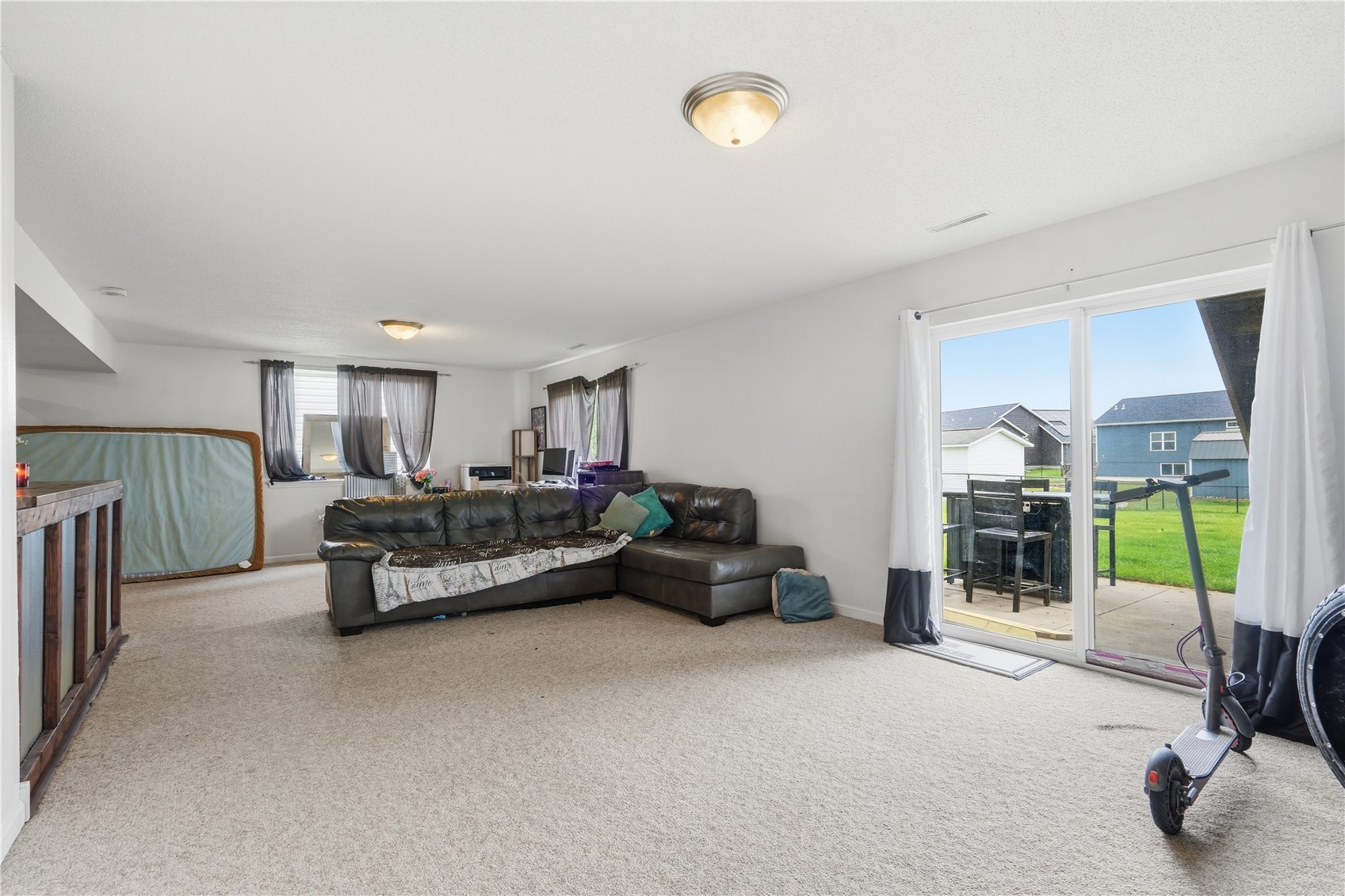 2413 Radcliffe Drive SW Cedar Rapids IA 52404