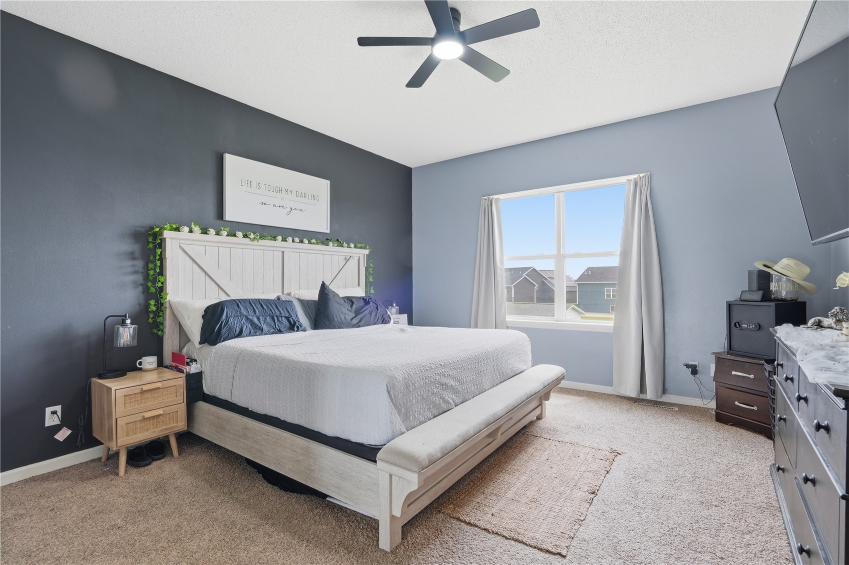 2413 Radcliffe Drive SW Cedar Rapids IA 52404