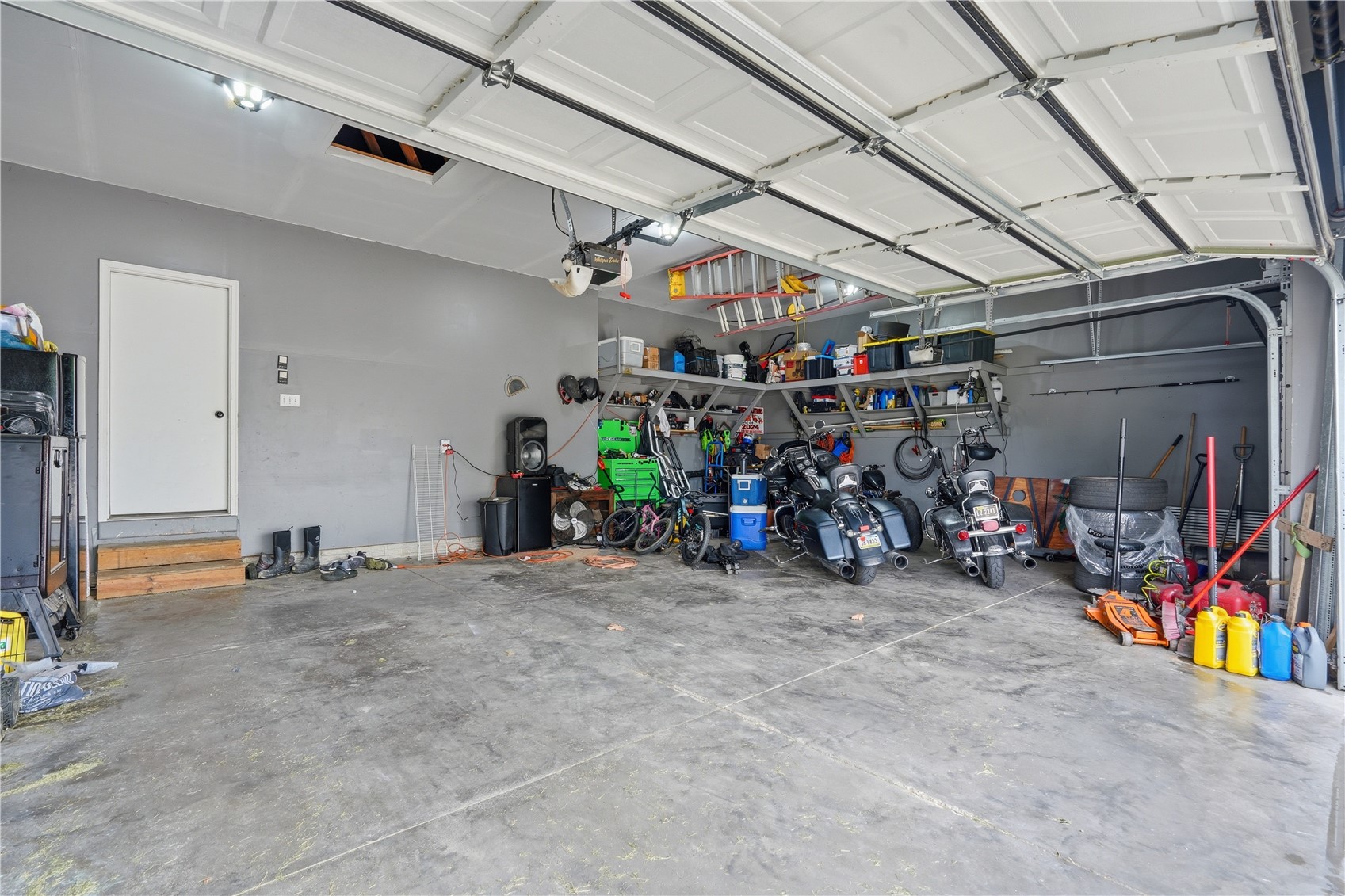 2413 Radcliffe Drive SW Cedar Rapids IA 52404