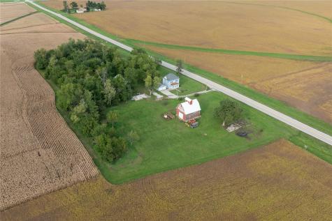 6547 24th Avenue Vinton IA 52349