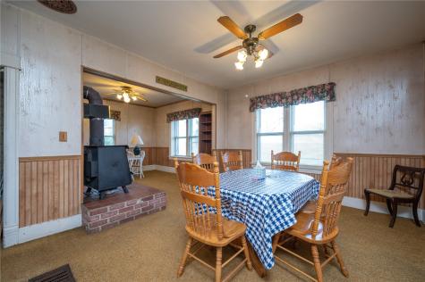 6547 24th Avenue Vinton IA 52349