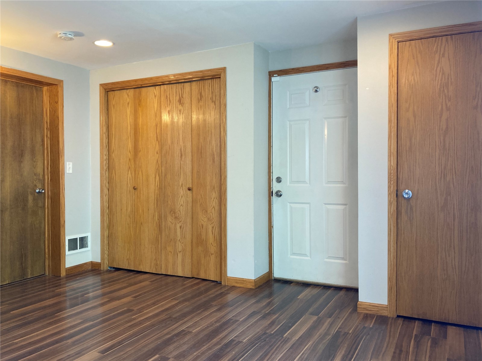 2504 Linwood SW Cedar Rapids IA 52404