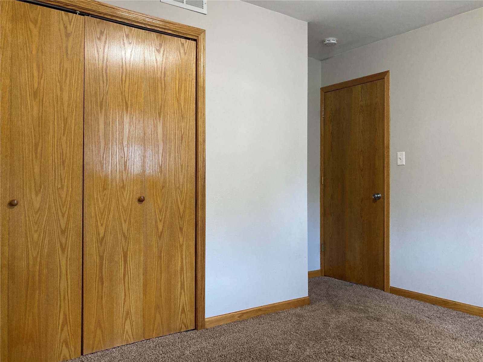 2504 Linwood SW Cedar Rapids IA 52404