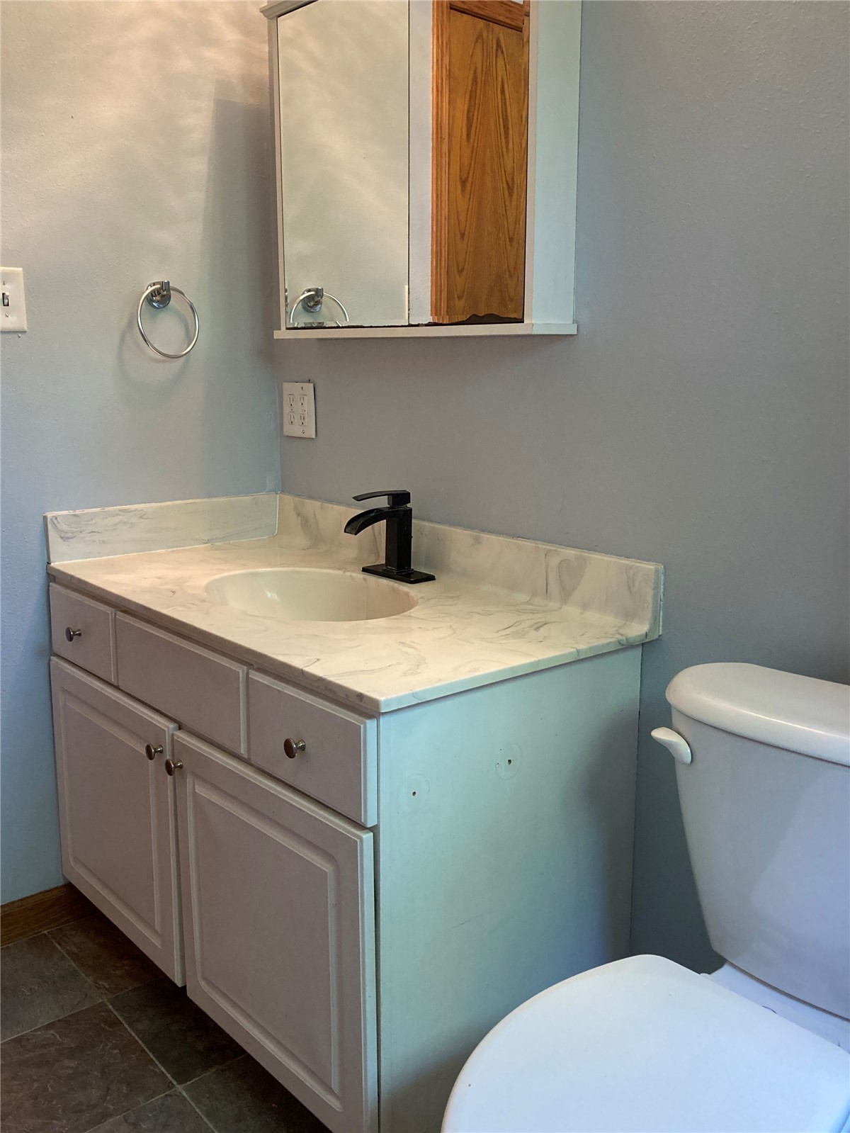 2504 Linwood SW Cedar Rapids IA 52404