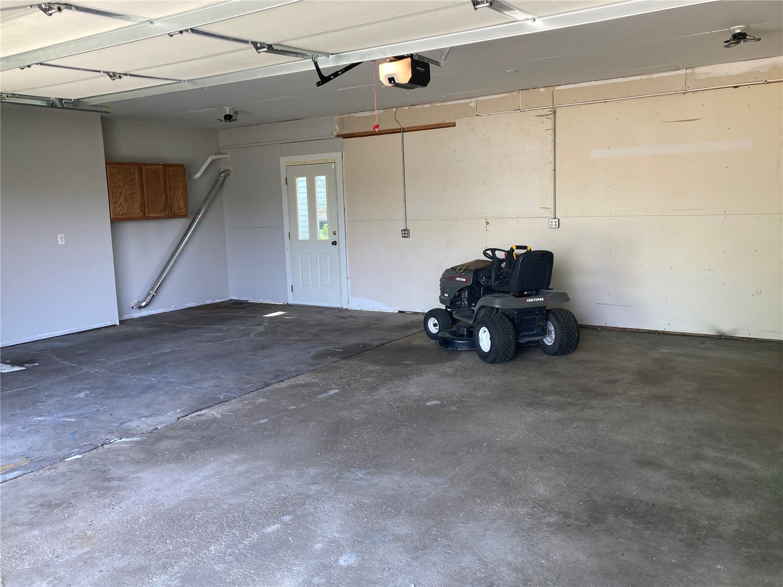 2504 Linwood SW Cedar Rapids IA 52404