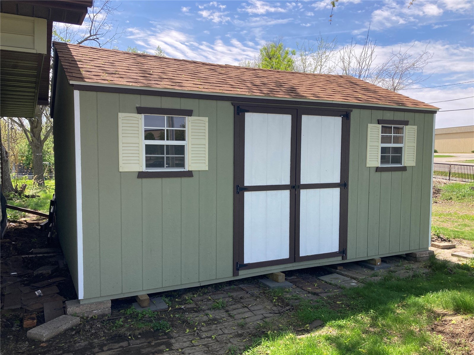 2504 Linwood SW Cedar Rapids IA 52404