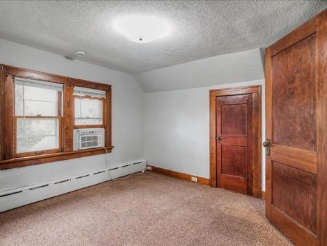 1230 30th Street NE Cedar Rapids IA 52403