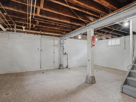 1230 30th Street NE Cedar Rapids IA 52403