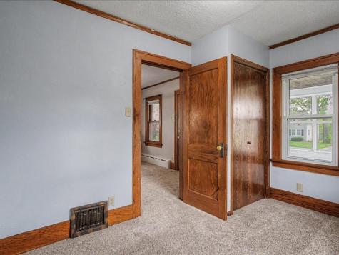1230 30th Street NE Cedar Rapids IA 52403