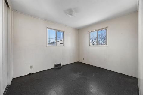 4331 Cavalier Street NE Cedar Rapids IA 52402