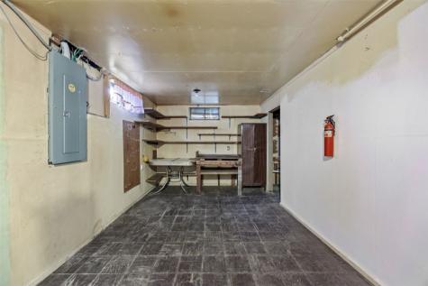 4331 Cavalier Street NE Cedar Rapids IA 52402