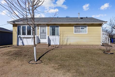 4331 Cavalier Street NE Cedar Rapids IA 52402