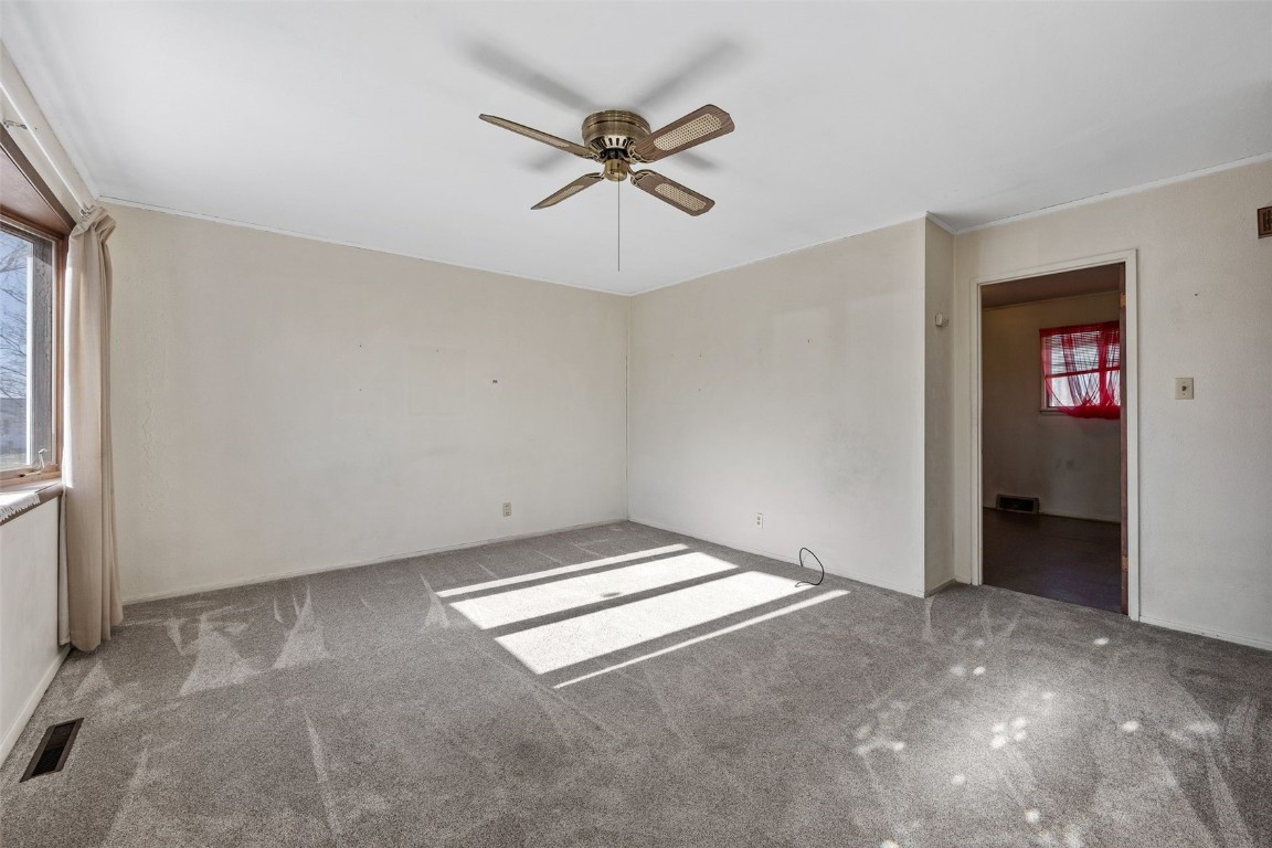 4331 Cavalier Street NE Cedar Rapids IA 52402