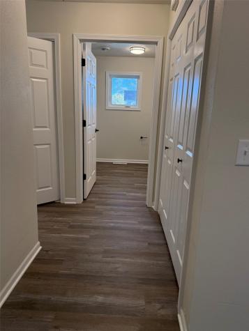 717 Avenue Vinton IA 52349