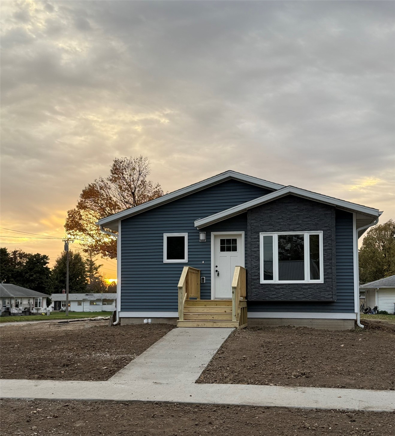 717 Avenue Vinton IA 52349