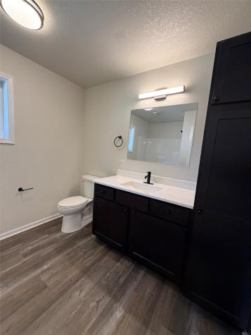 717 Avenue Vinton IA 52349