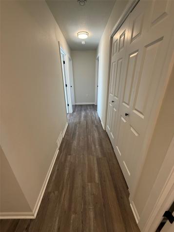 717 Avenue Vinton IA 52349