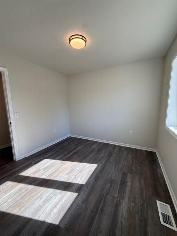 717 Avenue Vinton IA 52349