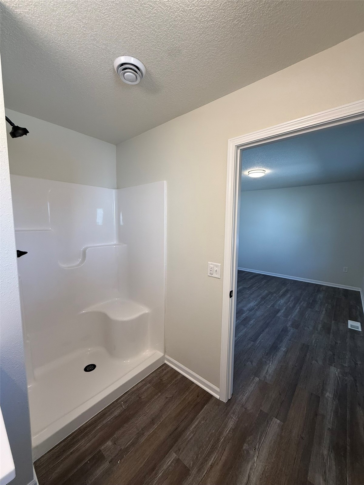 717 Avenue Vinton IA 52349