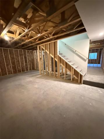 717 Avenue Vinton IA 52349