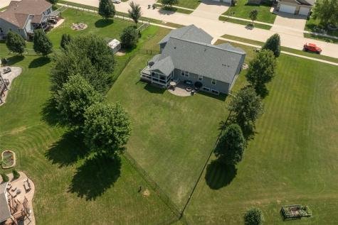 716 Tiburan Lane NE Cedar Rapids IA 52402